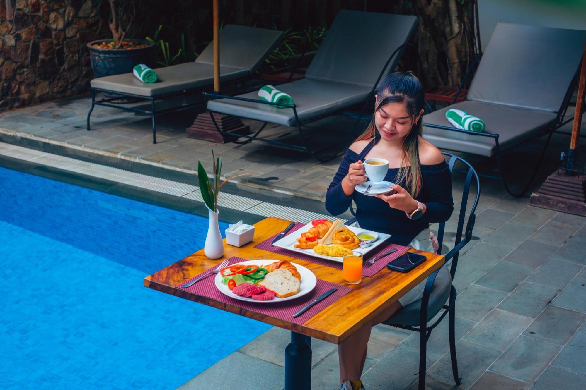 Angkor Aurora Hotel Siem Reap Exterior photo